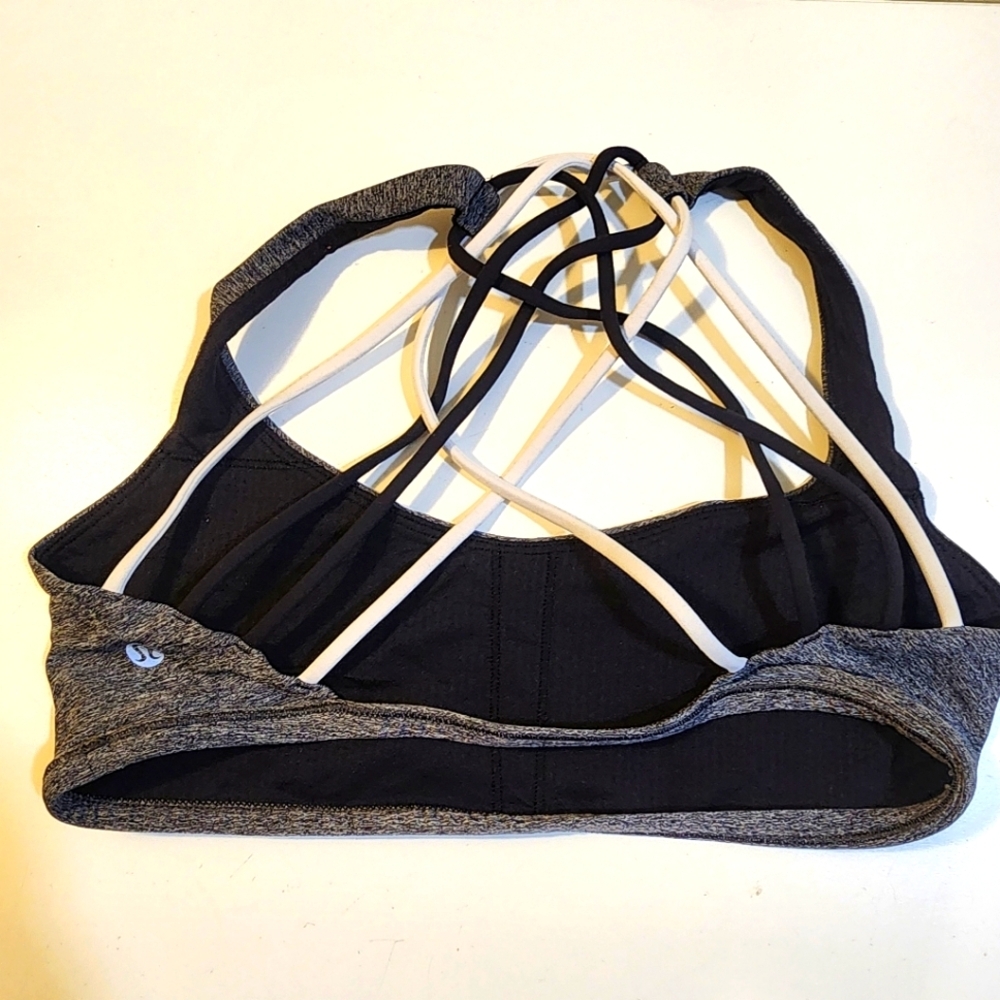 Lululemon Free To Be Black and Gray Strappy Sports Bra Size 8